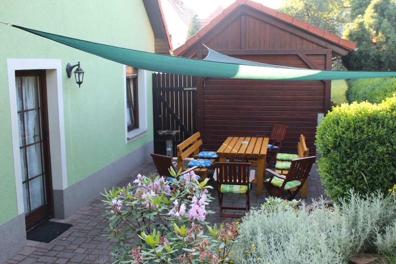 Ferienwohnung "An Der St. Ludmila" Crostwitz Экстерьер фото