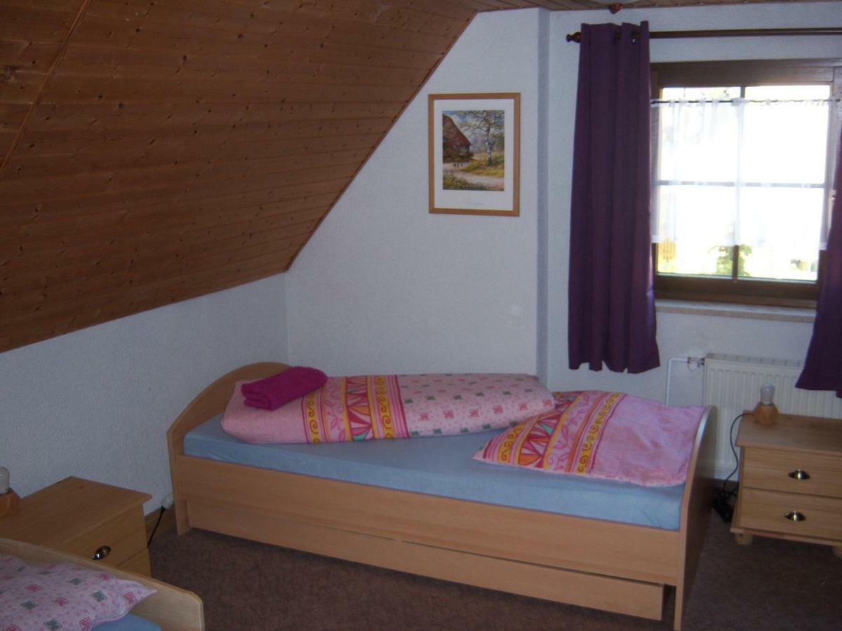 Ferienwohnung "An Der St. Ludmila" Crostwitz Экстерьер фото